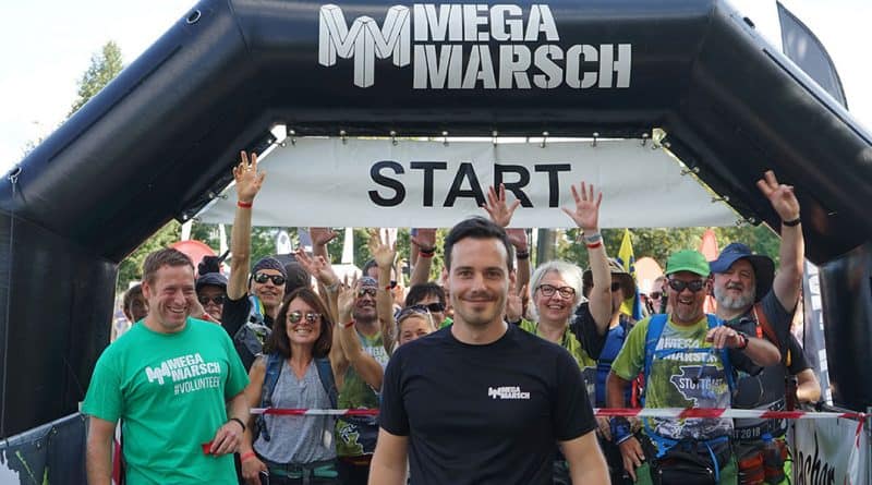 Marco Kamischke am Start eines Megamarsches