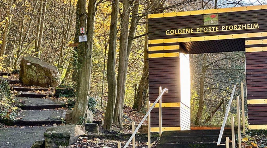 Die Goldene Pforte in Pforzheim ist das Eintrittstor zum Westweg. In der ersten Etappe führt der Weg bis nach Dobel.