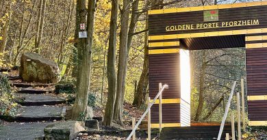 Die Goldene Pforte in Pforzheim ist das Eintrittstor zum Westweg. In der ersten Etappe führt der Weg bis nach Dobel.