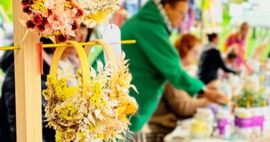 Der erste Mäd Made Market lädt mit bunten Ständen zum Verweilen ein