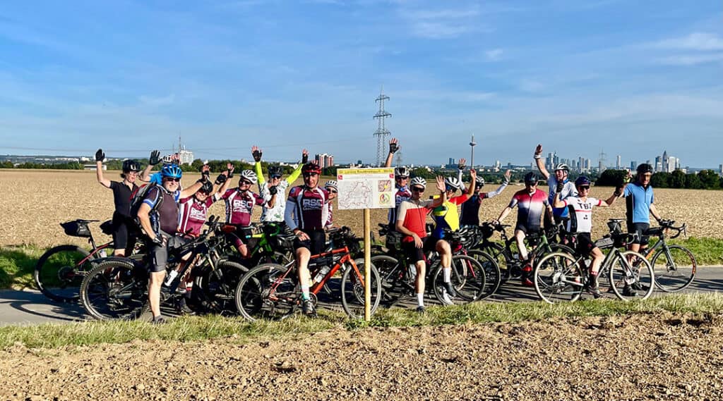 Teilnehmer der Spendenfahrt im September 2025