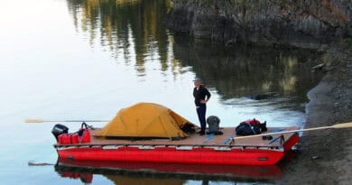 700 Kilometer auf dem Yukon River – auf einem selbstgebauten Floß