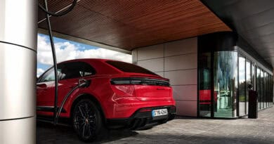 Neuer Porsche Schnelllade-Standort an der A9