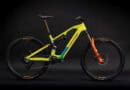 corratec E-POWER RS C FACTORY als E-Mountainbike mit Carbonrahmen und 160 Millimeter Federweg